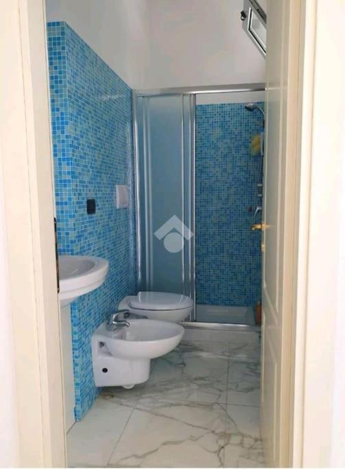 Appartamento 50 Mt Mare Con Parcheggio Riservato Riva Ligure Luaran gambar
