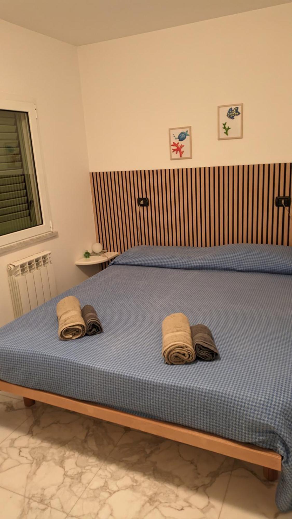 Appartamento 50 Mt Mare Con Parcheggio Riservato Riva Ligure Luaran gambar