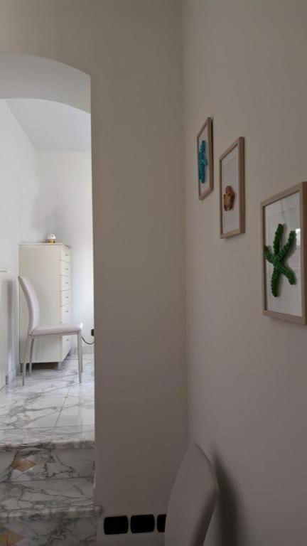 Appartamento 50 Mt Mare Con Parcheggio Riservato Riva Ligure Luaran gambar